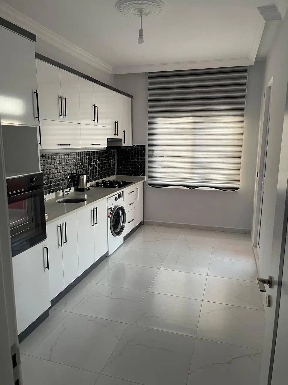 Fitted kitchen